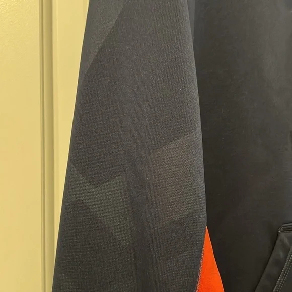 Chicago Bears Nike Therma Fit Full Zip Hooded Jacket Blue Orange Size L - Picture 4 of 11